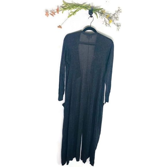 5 for $30 Leith Cardigan Sweater Gray Women’s Size Medium Excellent Condition - Picture 2 of 4